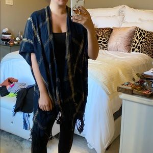 Loft poncho